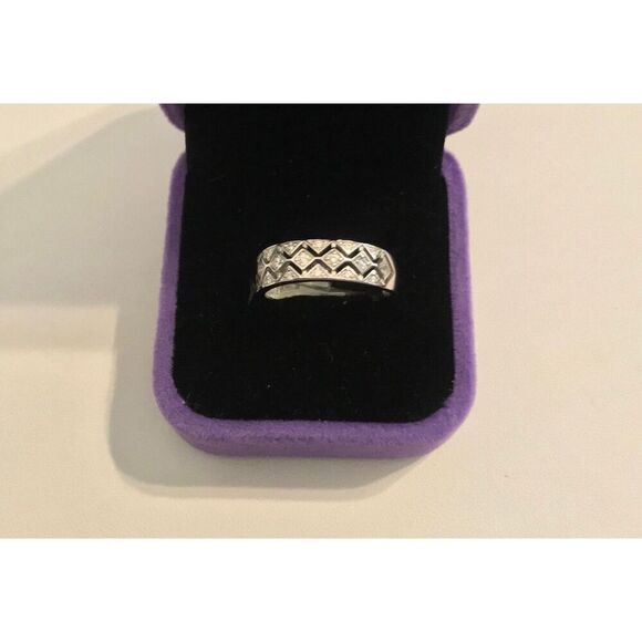 Lovely New .925 Sterling Sim Diamond Lattice Design Band Ring Sz 8 - Picture 1 of 5